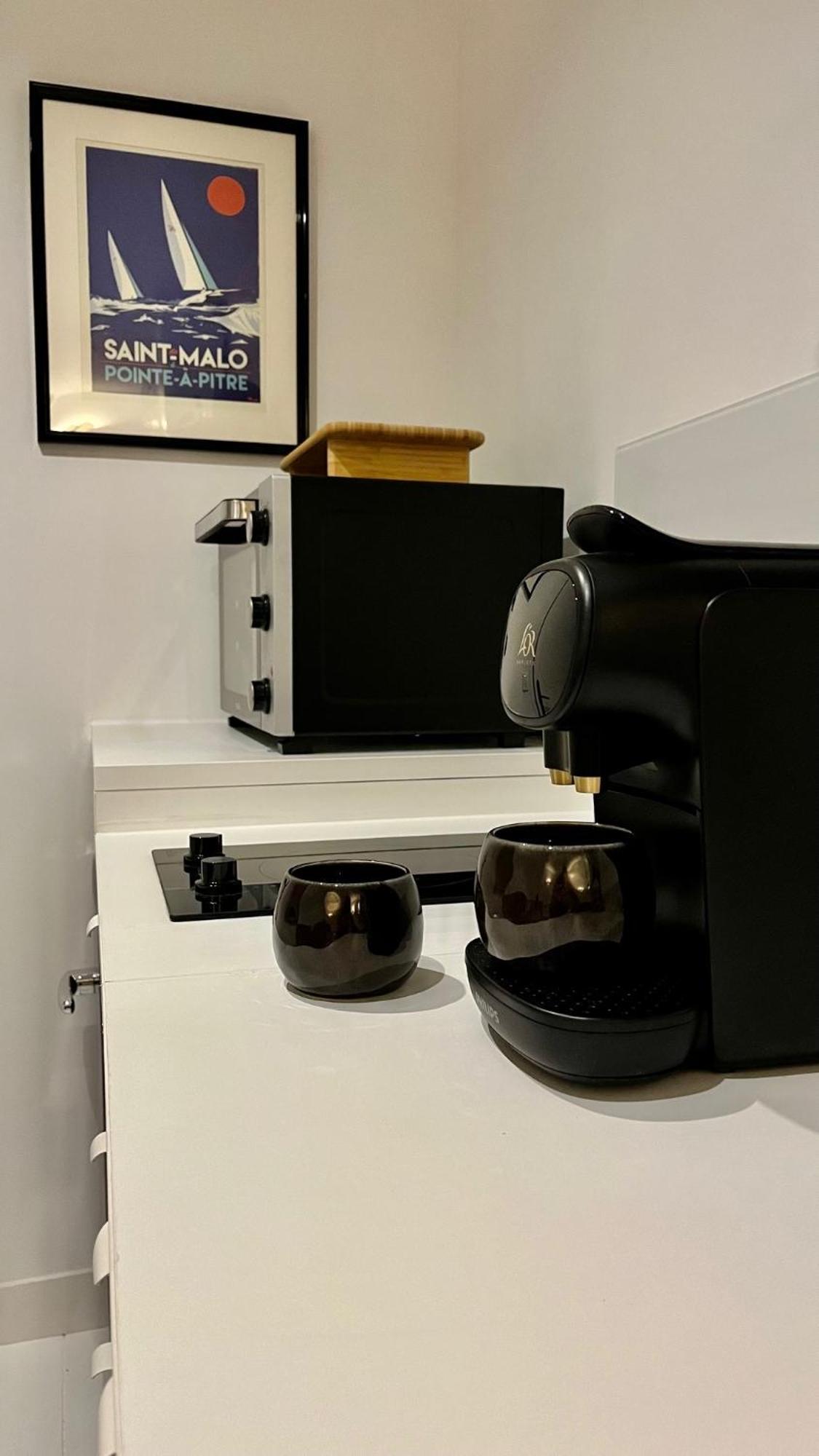 Le 1665 : Studio Centre Ville Saint-Malo Luaran gambar